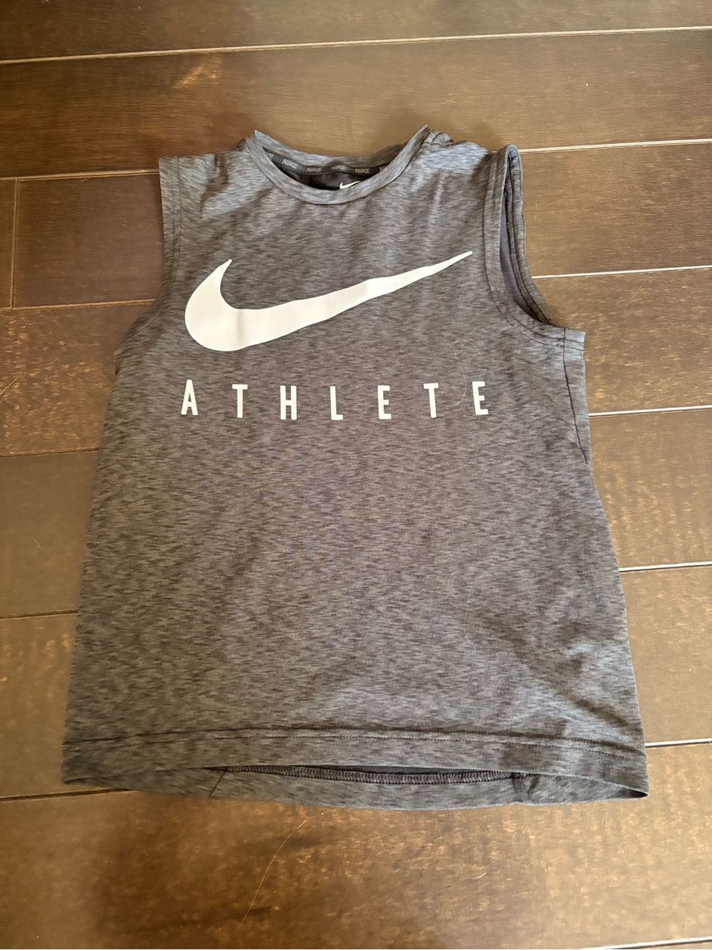 Youth M Nike Sleeveless Top